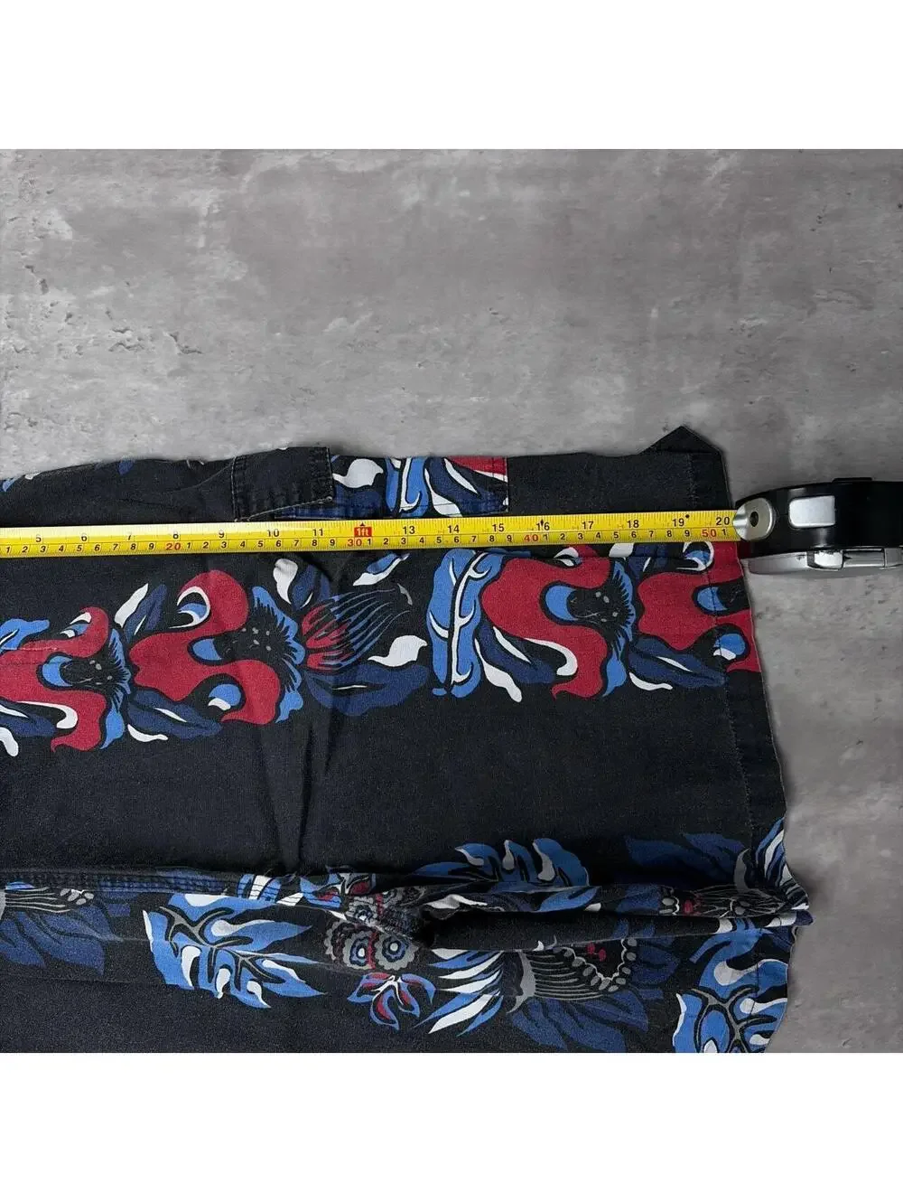 Vintage Billabong Australia Surf Floral Baggy Board Shorts